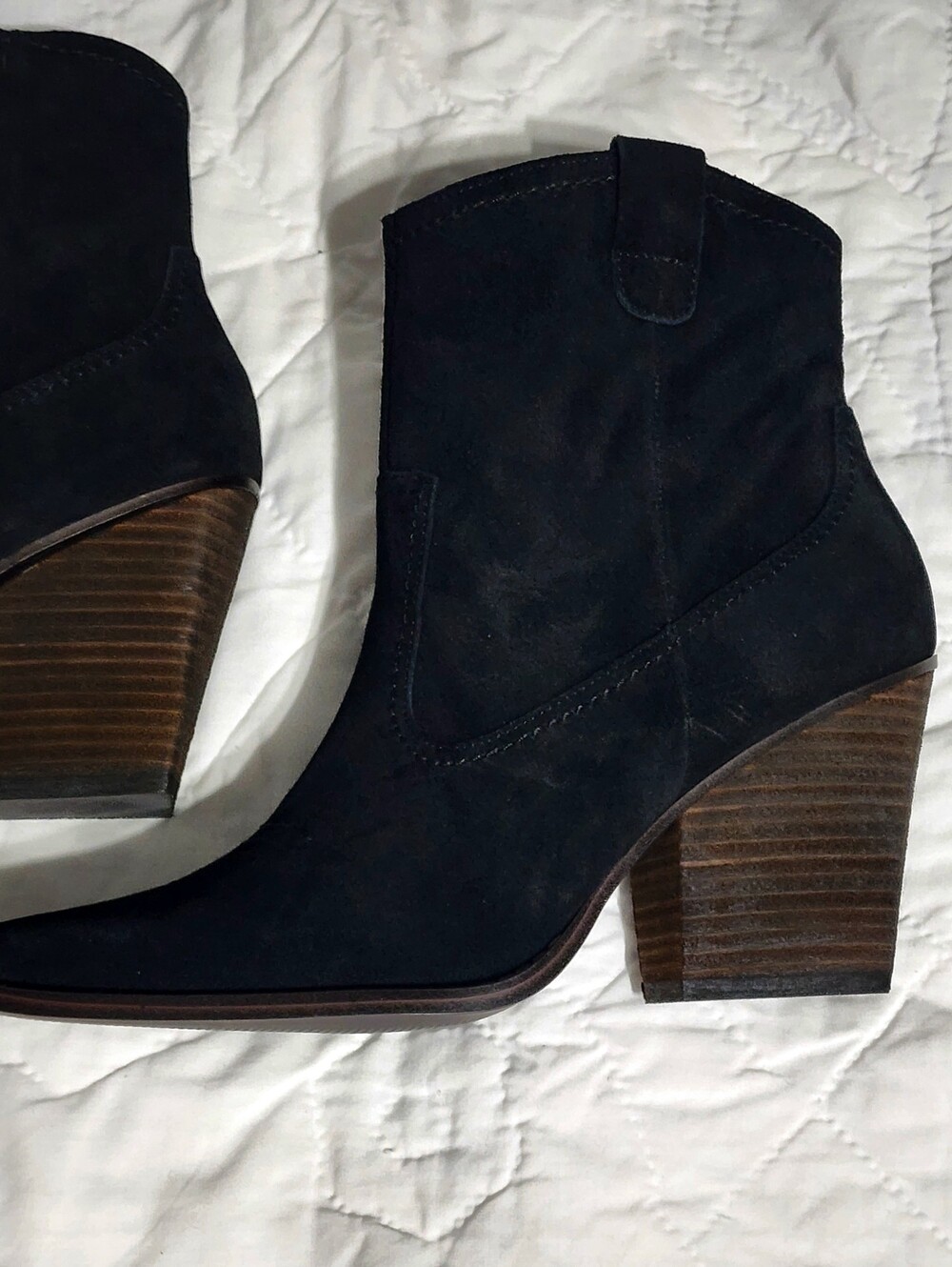**NEW** Chinese Laundry Corinna Suede Western Ankle Boots Size 9